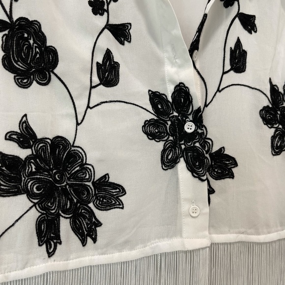 Cute crop top - Picture 2 of 5